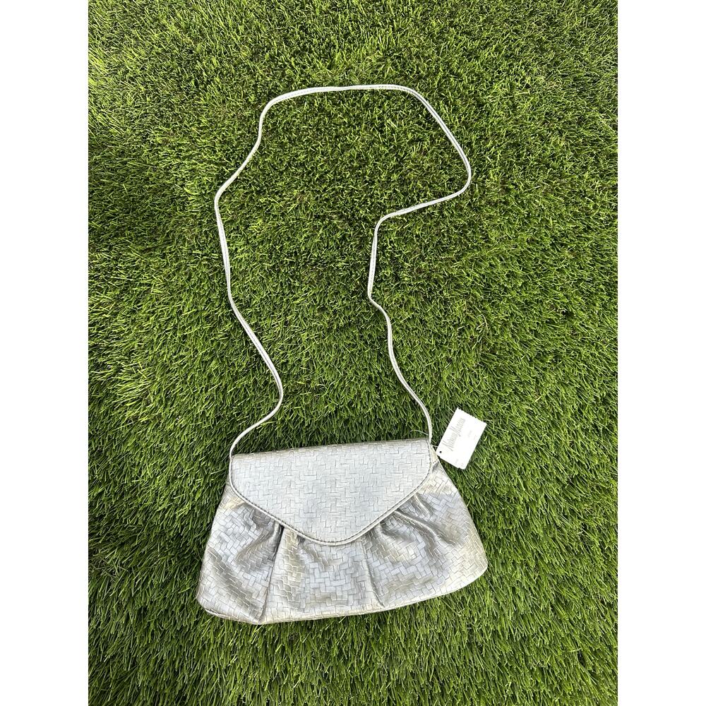 Vintage Neiman Marcus Metallic Silver Woven Clutch - Tuck-Away Shoulder Strap